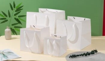 Square Base Plain White Paper Bags with Ribbon Handle