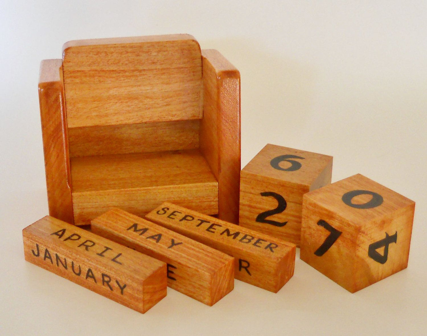 WOOD CALENDAR BLOCKS