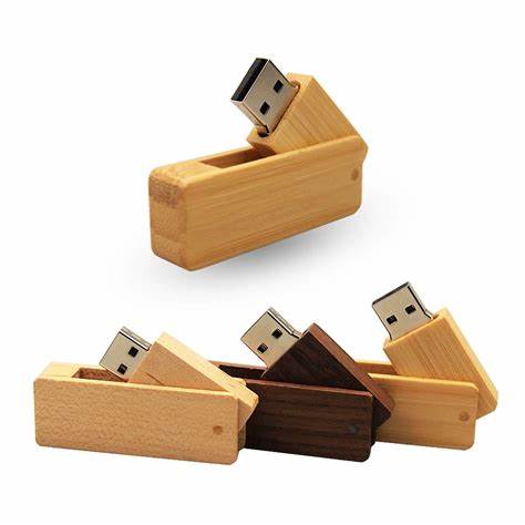 WOODEN USB FLASH DRIVE