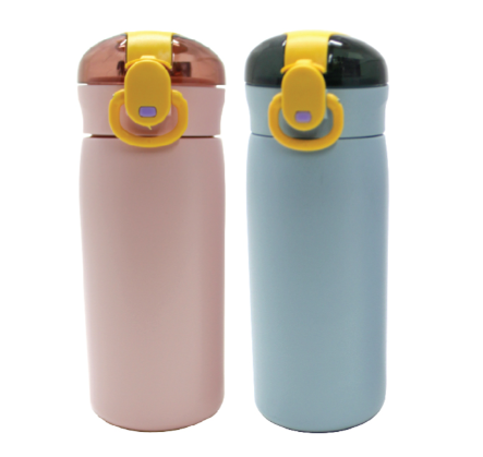 Double Wall Water Bottle with Sipper and Lockable Lid